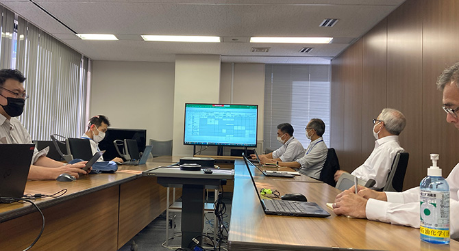 リモートによる物流事故想定訓練の様子（2023年2月）